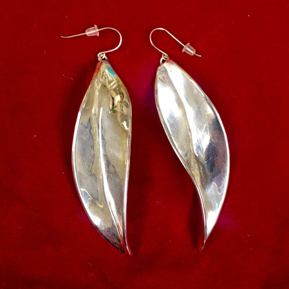 Silver Very Large Long Leaf Beautiful Statement Earrings Never Used 349$